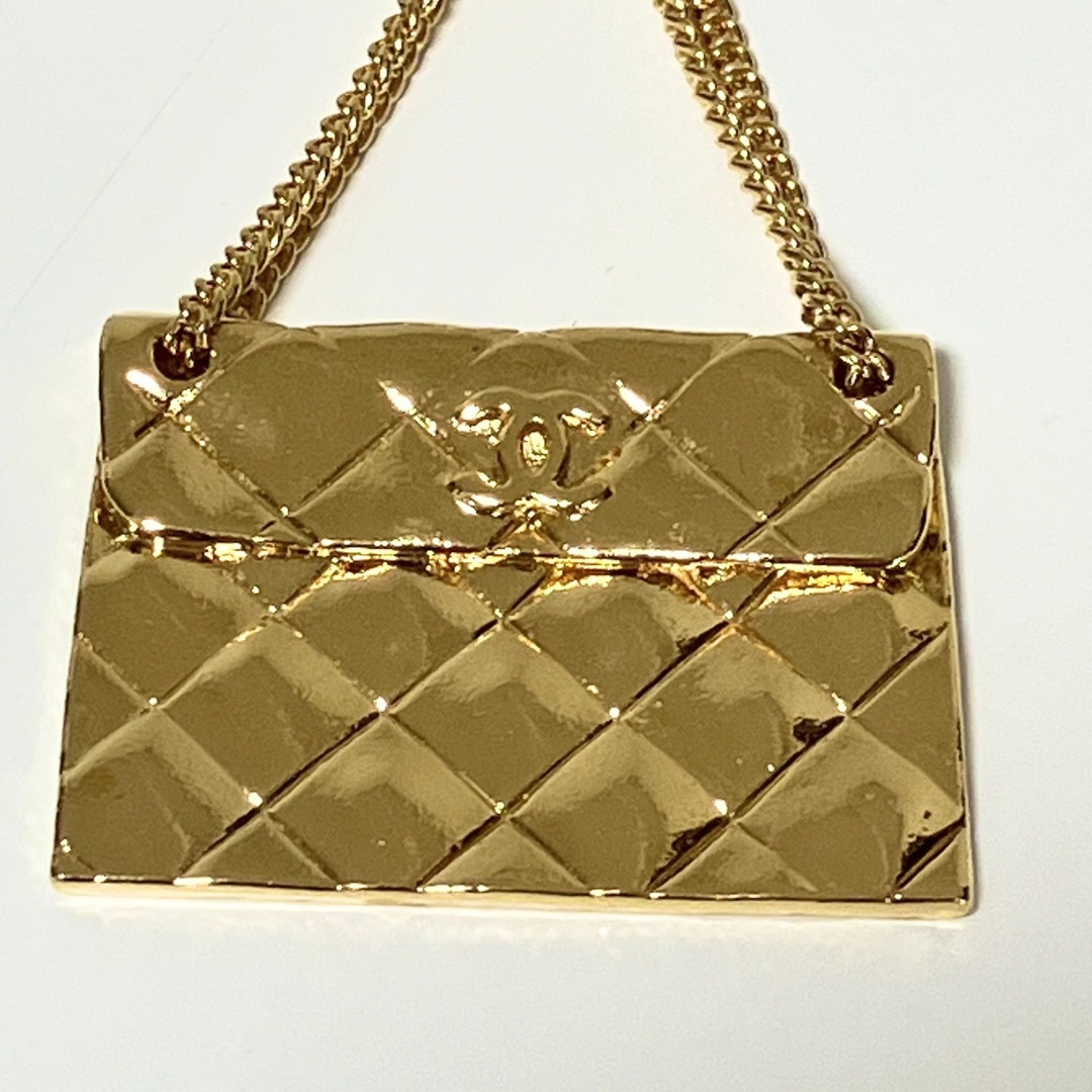 CHANEL(シャネル)のCHANEL シャネル ブローチ マトラッセ ゴールド ヴィンテージ 極美品☆ レディースのアクセサリー(ブローチ/コサージュ)の商品写真