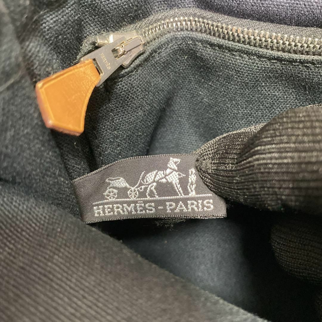 Hermes(エルメス)のエルメス　フールトゥ　ハンドバッグ　PM 黒　ブラック　グレー　キャンバス レディースのバッグ(ハンドバッグ)の商品写真