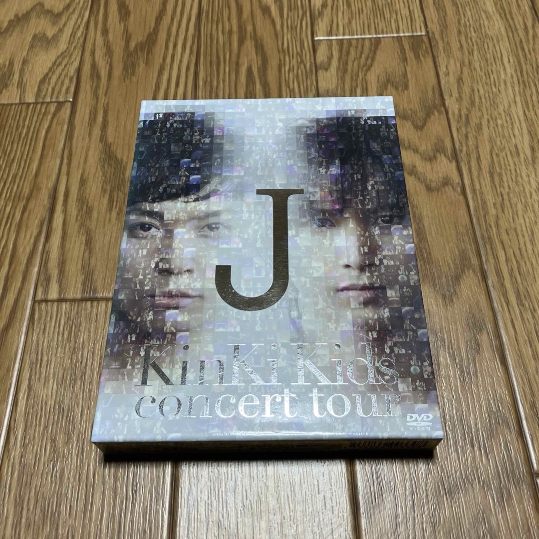 KinKi Kids(キンキキッズ)の初回盤2枚組 KinKi Kids concert tour J エンタメ/ホビーのDVD/ブルーレイ(ミュージック)の商品写真