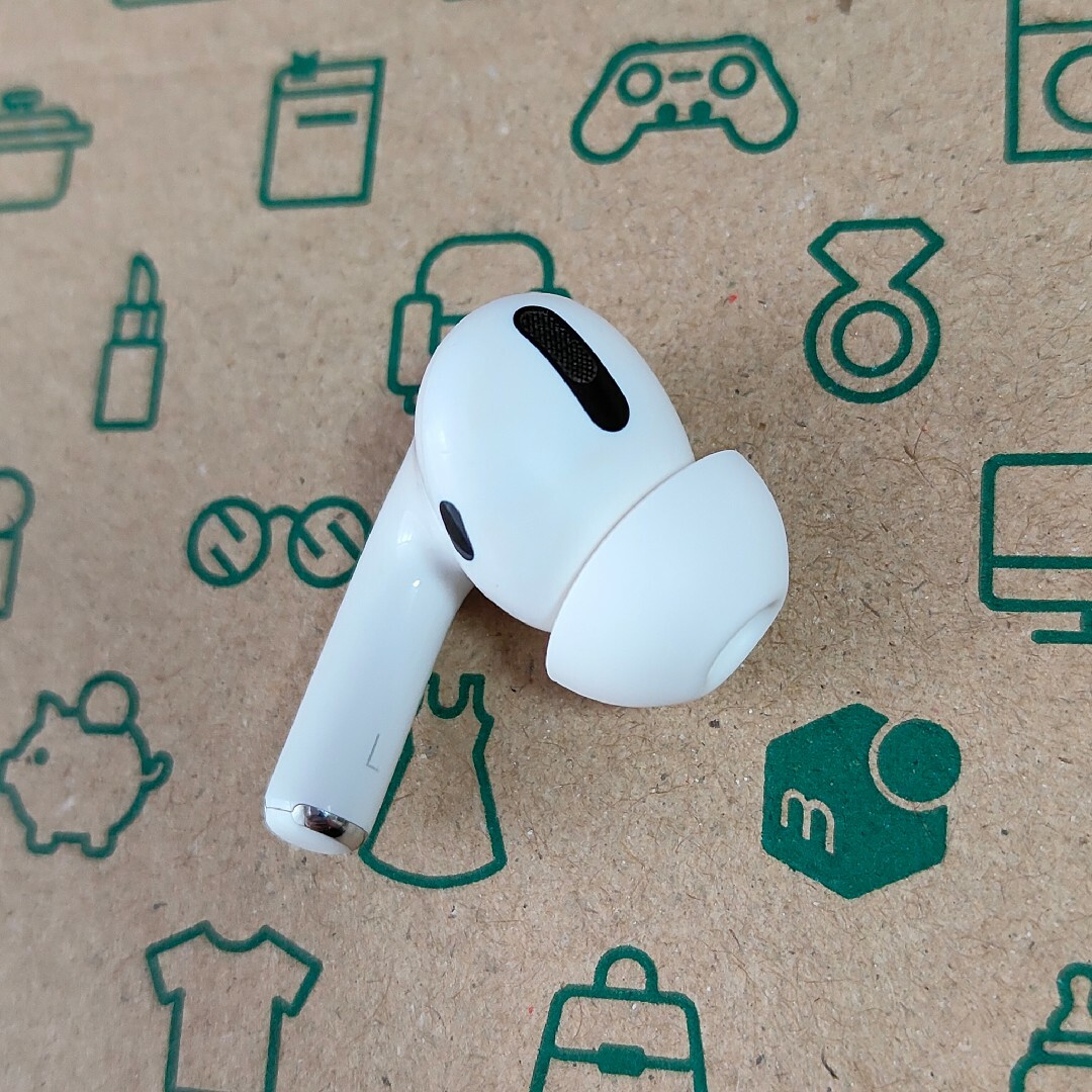 Apple(アップル)のApple AirPods Pro 片耳 L 片方 左耳 189 スマホ/家電/カメラのオーディオ機器(ヘッドフォン/イヤフォン)の商品写真