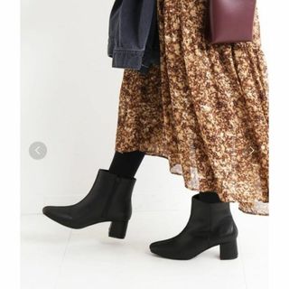 UGG - 【美品】UGG W MICHAELA ミケーラ ショートブーツ ベージュ23.0