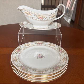 ロイヤルドルトン(Royal Doulton)の【美品】ロイヤルドルトン★アルトン★パーティセット(食器)