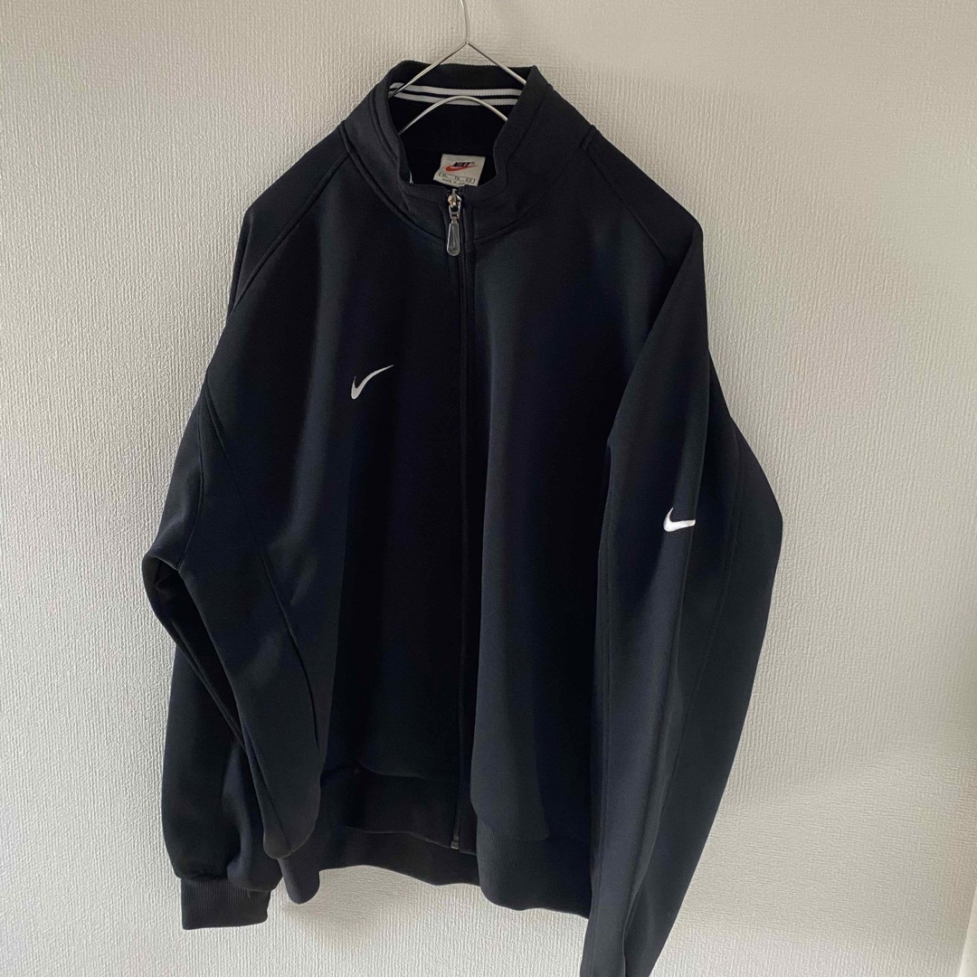 NIKE(ナイキ)の90'sNIKEナイキトラックジャケットジャージLメンズ長袖ブラック黒銀タグ古着 メンズのトップス(ジャージ)の商品写真