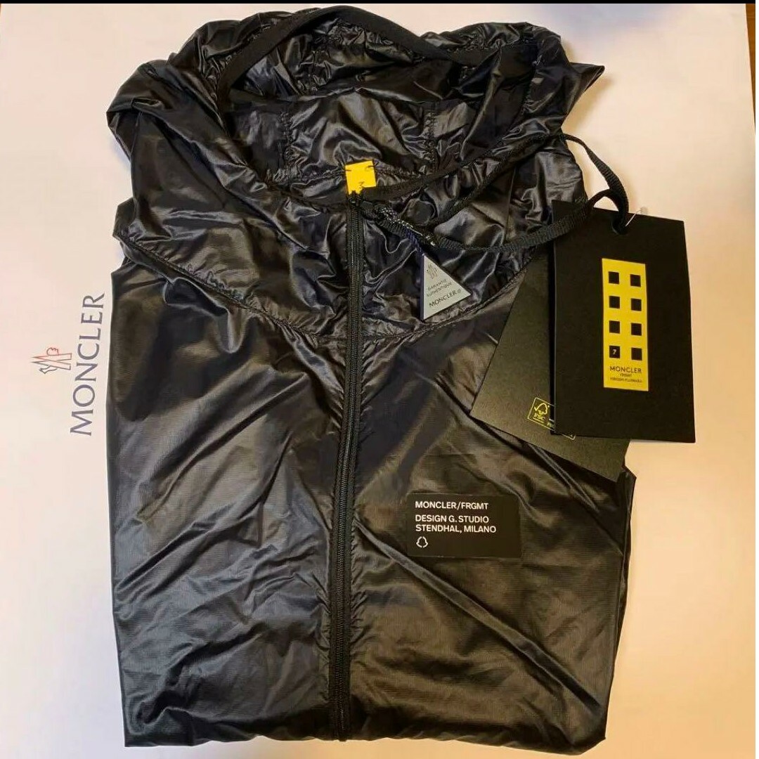 MONCLER(モンクレール)の7 MONCLER Fragment  MAHPE ナイロンジャケット　TG3 メンズのジャケット/アウター(ナイロンジャケット)の商品写真