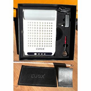 L'UGX 充電式　ネイル用 集塵機 　70W(ネイル用品)
