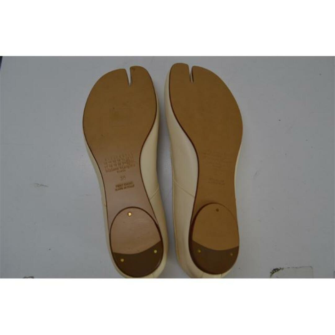 【アウトレット】Maison Margiela メゾン マルジェラ Tabi ballerina shoes S58WZ0042 P3753 T1003 レディース フラットシューズ NKN ホワイト 38 レディースの靴/シューズ(バレエシューズ)の商品写真