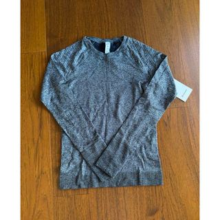 ルルレモン(lululemon)のLululemon  ルルレモン　Rest Less Pull over 10(Tシャツ(長袖/七分))