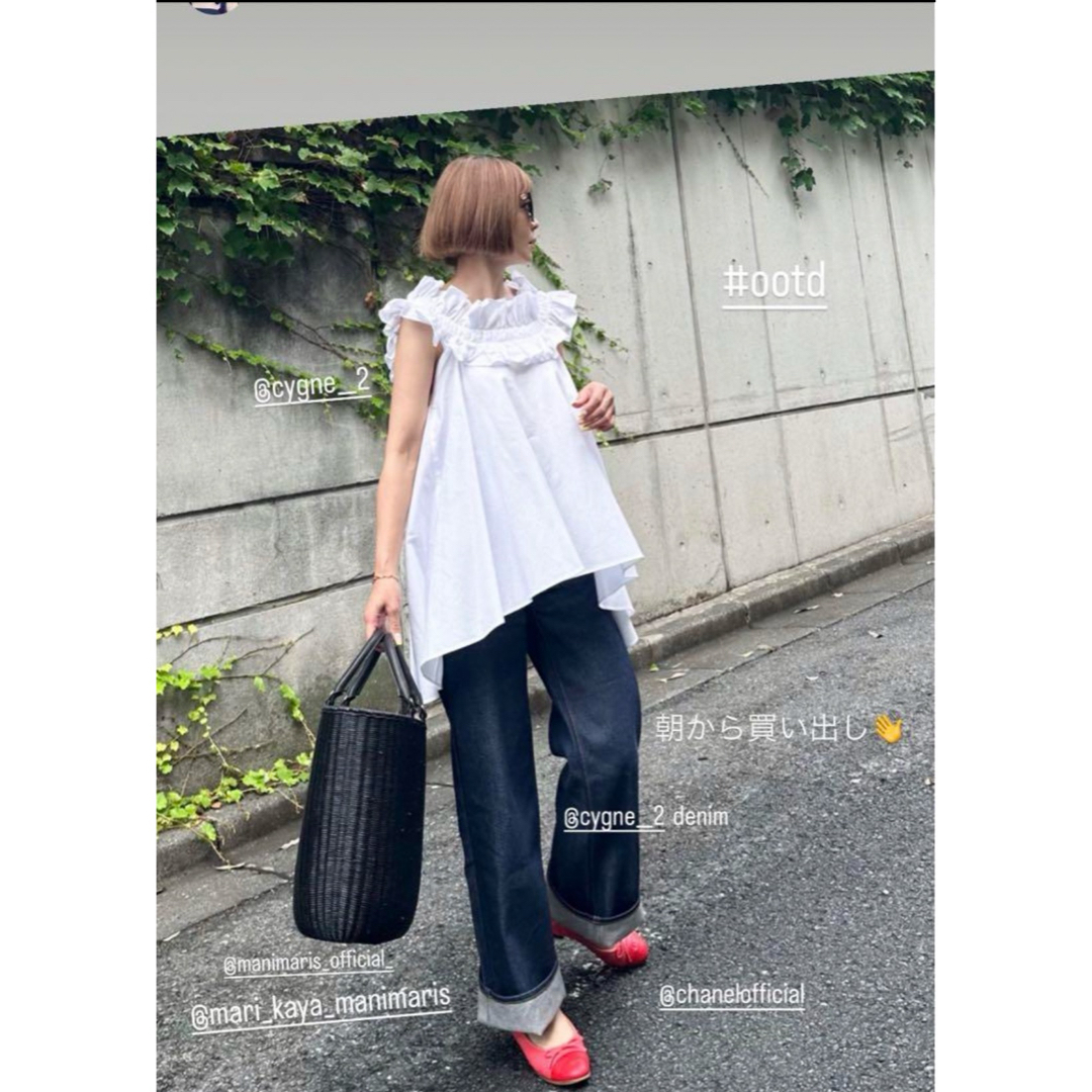 シーニュ cygne フリルAライントップス Ginette ホワイト | フリマアプリ ラクマ シーニュ cygne フリルAライントップス Ginette ホワイト | フリマアプリ ラクマ