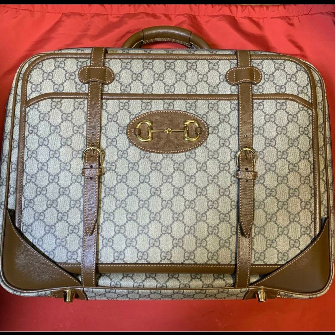 Gucci(グッチ)のGUCCI Horsebit 1955 suitcase GGモノグラム柄 メンズのバッグ(ビジネスバッグ)の商品写真