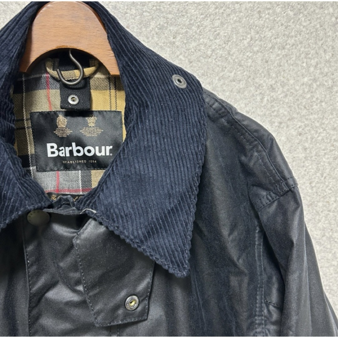 Barbour(バーブァー)の新品未使用品　バブアー barbour border ボーダー　sage 36 メンズのジャケット/アウター(ステンカラーコート)の商品写真