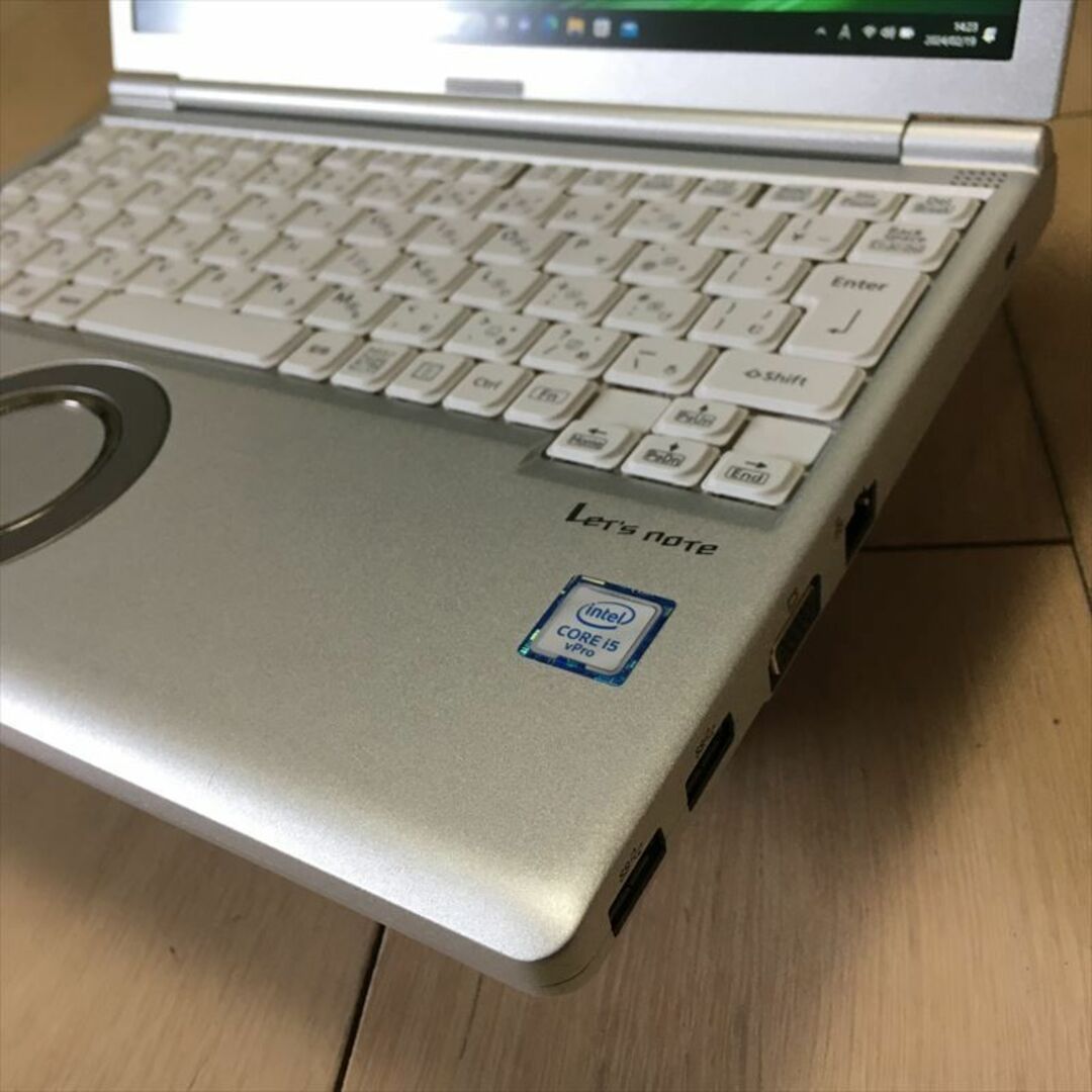 Panasonic(パナソニック)の25日迄! 161）Panasonic CF-SV8 Core i5-8365U スマホ/家電/カメラのPC/タブレット(ノートPC)の商品写真