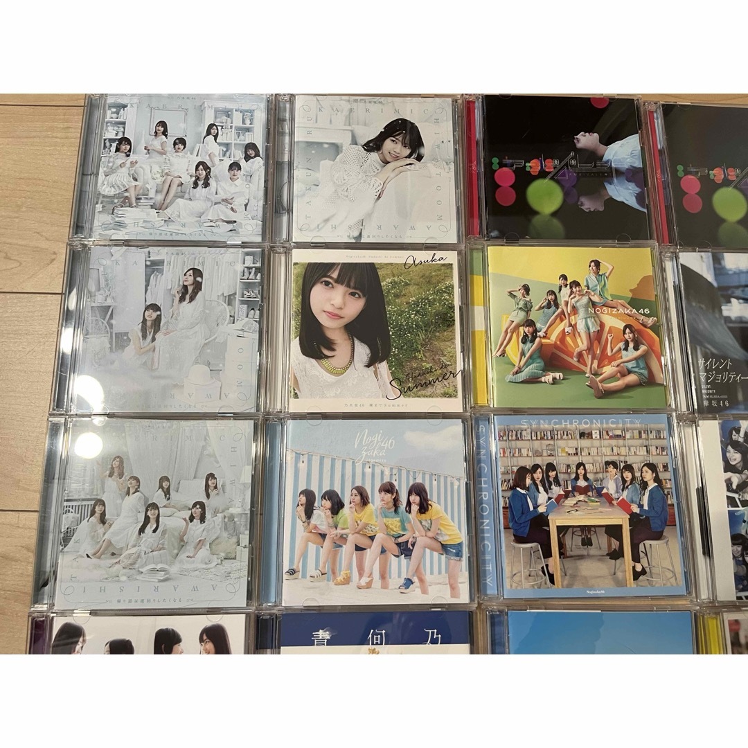 乃木坂46(ノギザカフォーティーシックス)の画像全て 美品 乃木坂 欅坂 CD DVD セット エンタメ/ホビーのDVD/ブルーレイ(ミュージック)の商品写真