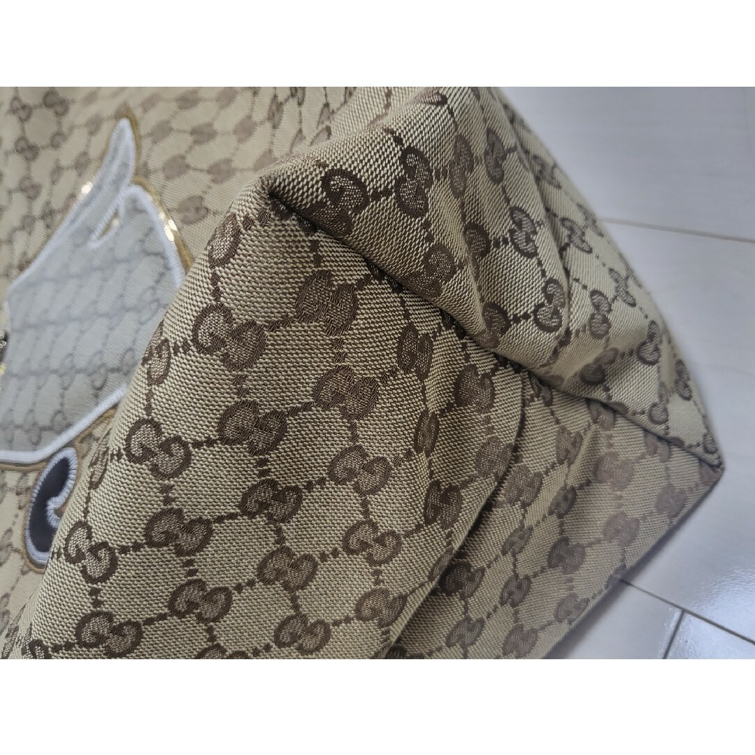 Gucci(グッチ)のえみお様専用　グッチ　GGキャンパスラージトートバッグ　グッチョリシリーズパグ レディースのバッグ(トートバッグ)の商品写真