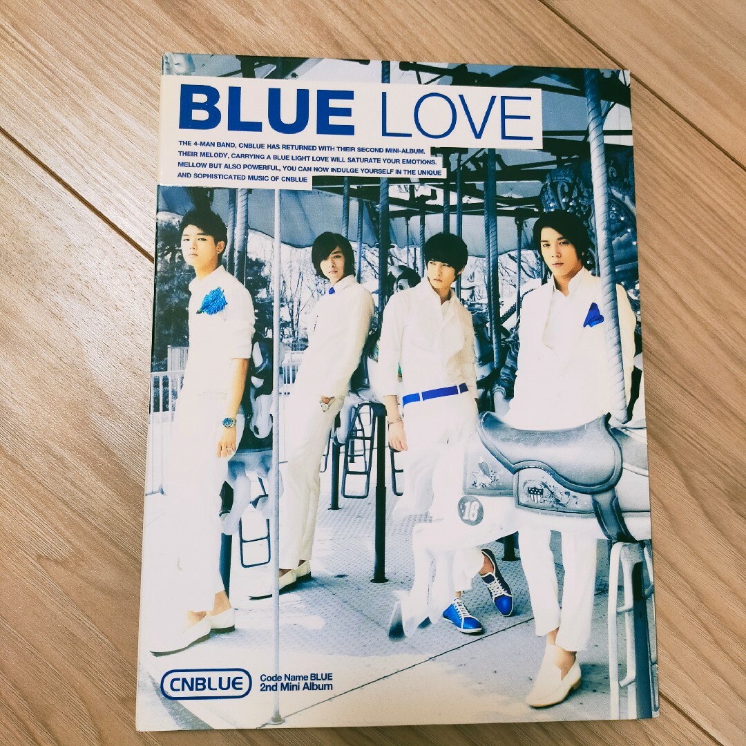 CNBLUE(シーエヌブルー)の【韓国版CD】CNBLUE シーエヌブルー BLUELOVE ブルーラブ エンタメ/ホビーのCD(K-POP/アジア)の商品写真