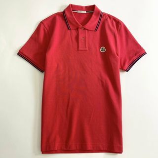 モンクレール(MONCLER)の7e19-1 タグ付 MONCLER モンクレール ロゴワッペンポロシャツ サイズS レッド  MAGLIA POLO MANICA C マリアポロマニカ 半袖(シャツ)