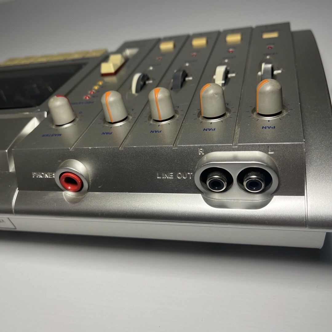 TASCAM MF-P01 PORTASTUDIO ラジカセ 楽器のレコーディング/PA機器(その他)の商品写真