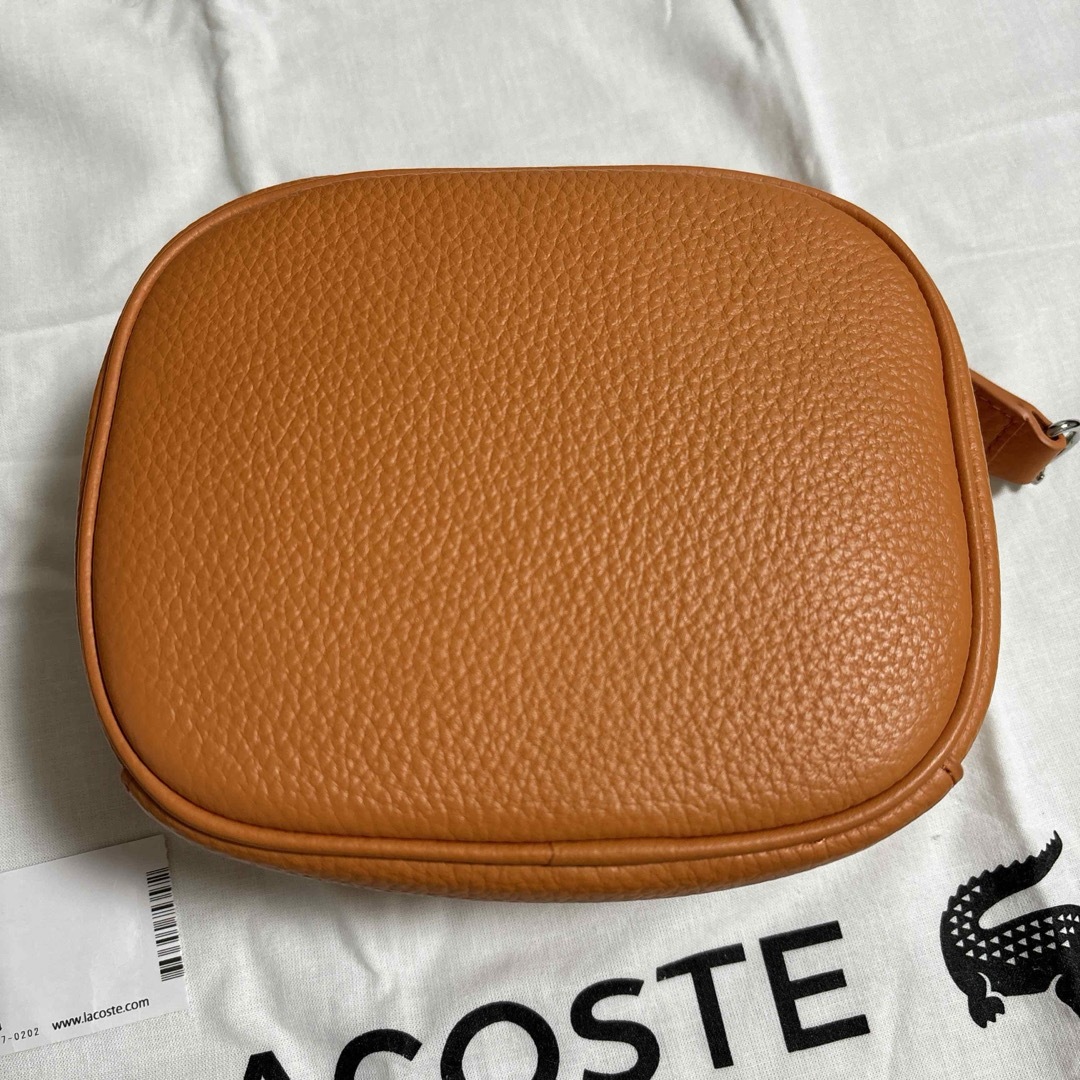 LACOSTE(ラコステ)の【美品】LACOSTE  ラコステ　バッグ　ショルダーバッグ レディースのバッグ(ショルダーバッグ)の商品写真