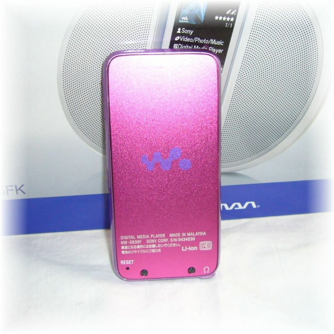 SONY(ソニー)のSONYウォークマン FM付 スピーカー付属4GB ピンクNW-S636FK/P スマホ/家電/カメラのオーディオ機器(ポータブルプレーヤー)の商品写真