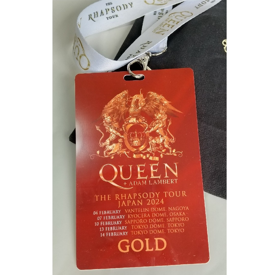 Queen(クイーン)のQUEEN クイーン ラプソディツアー2024GOLDチケット特典グッズ エンタメ/ホビーのタレントグッズ(ミュージシャン)の商品写真
