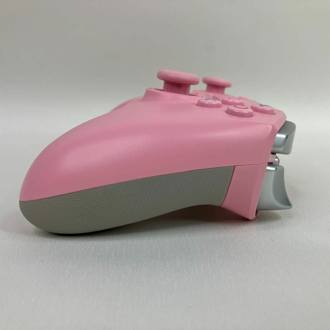 Razer(レイザー)のRazer RAIJU トーナメントエディション ピンク（限定色） PS4 エンタメ/ホビーのゲームソフト/ゲーム機本体(その他)の商品写真