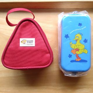 セサミストリート(SESAME STREET)のミスドのランチボックスお弁当箱　セサミストリート　２タイプコレクション(弁当用品)