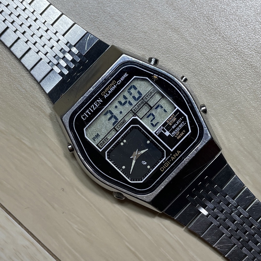 CITIZEN - 【激レア】CITIZEN DIGI-ANA ALARM-CHIME 腕時計の CITIZEN - 【激レア】CITIZEN DIGI-ANA ALARM-CHIME 腕時計の