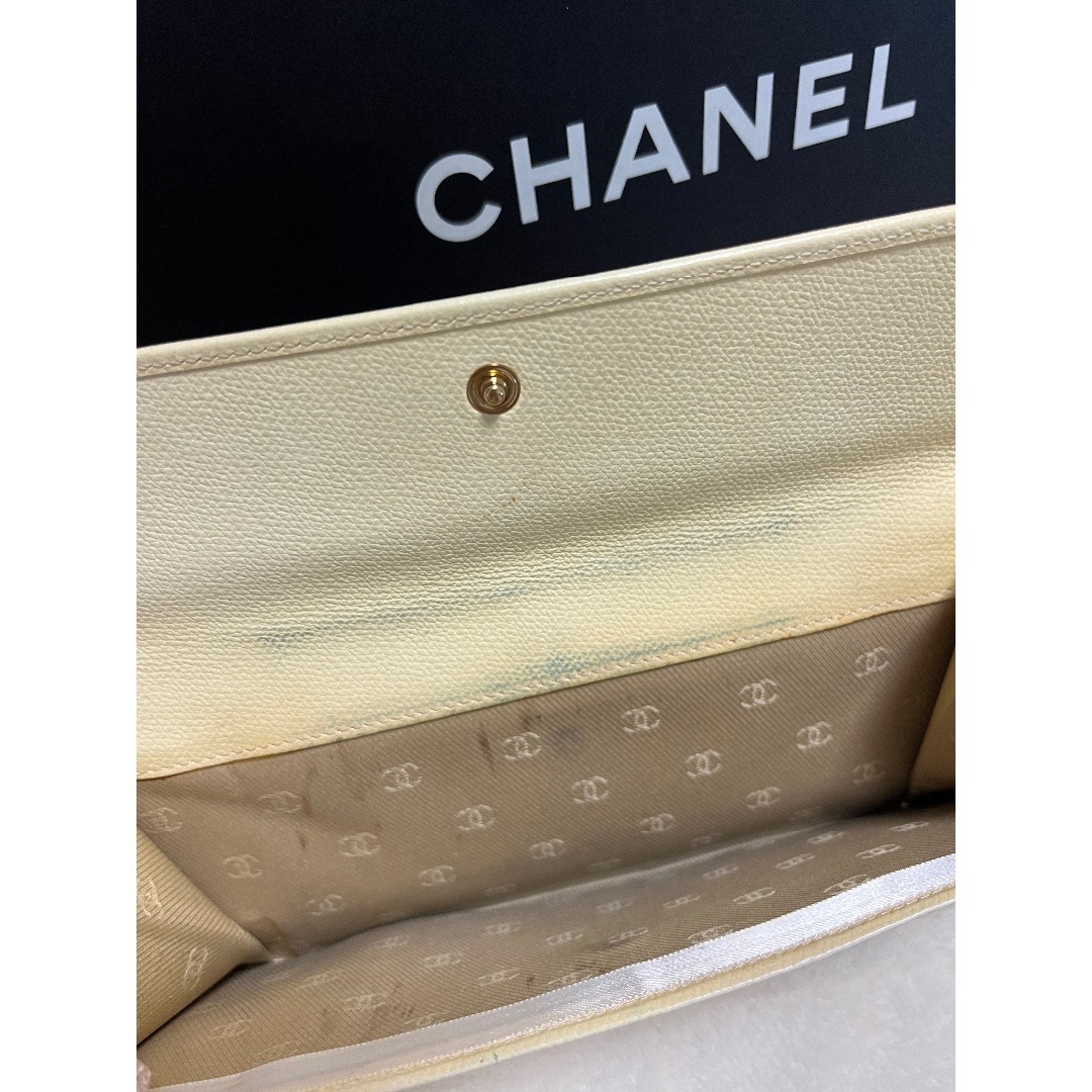 CHANEL(シャネル)のCHANEL ココボタン　長財布 レディースのファッション小物(財布)の商品写真