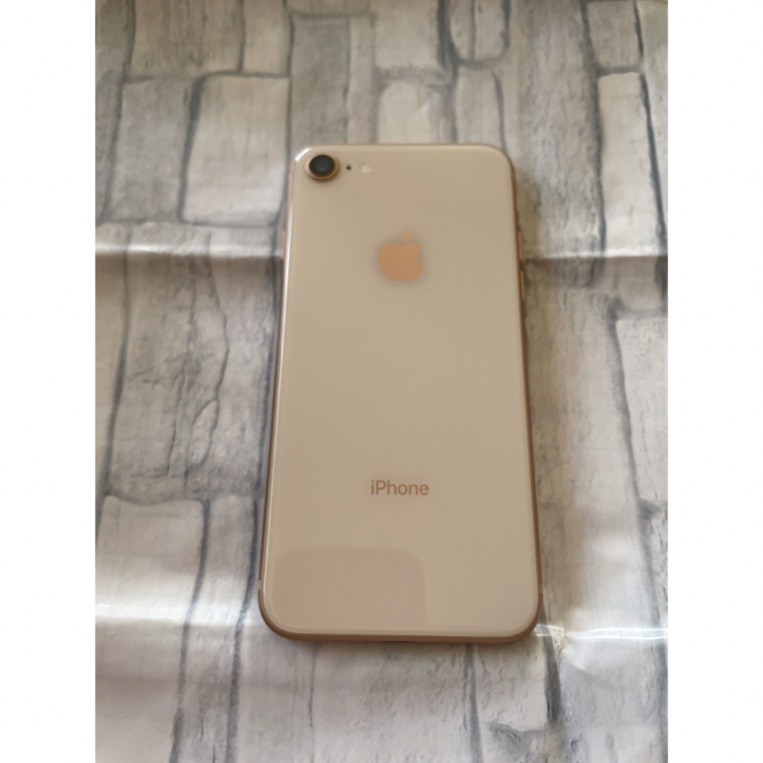 iPhone8 64GB simロック解除、初期化済み ゴールド iPhone8 64GB simロック解除、初期化済み ゴールド