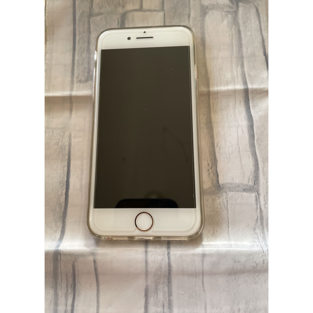 iPhone8 64GB simロック解除、初期化済み ゴールド iPhone8 64GB simロック解除、初期化済み ゴールド