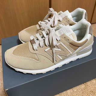 キュウキュウロク(996（New Balance）)の新品未使用　ユナイテッドアローズ　ニューバランス996 23.5㎝　ベージュ(スニーカー)