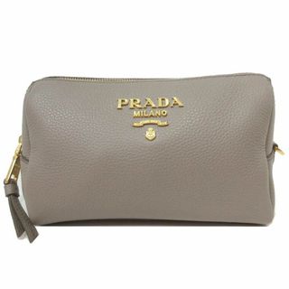 プラダ(PRADA)の【新品】プラダ ポーチ PRADA レザー 金具ロゴ 1ND004 VIT.DAINO / ARGILLA (グレー系) アウトレット レディース(ポーチ)