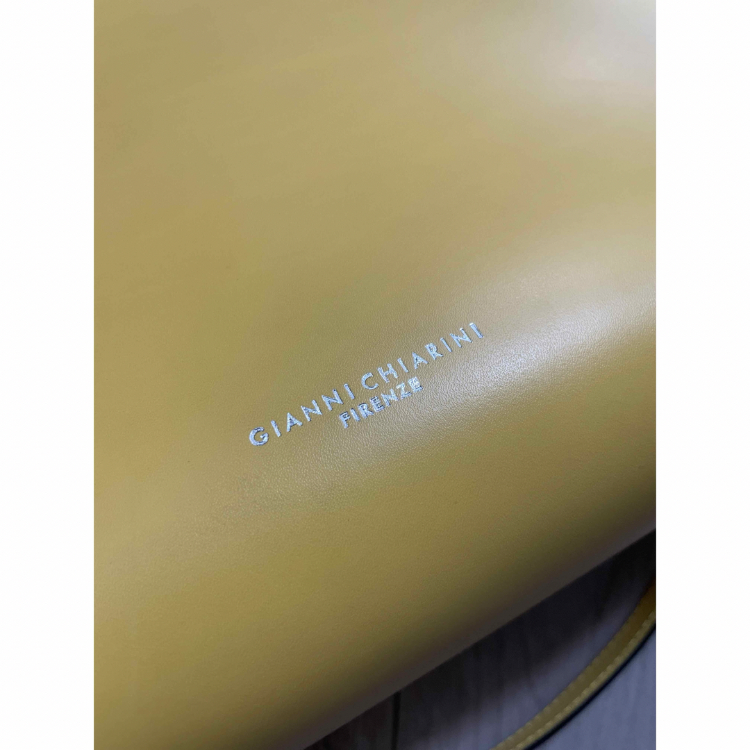 GIANNI CHIARINI(ジャンニキャリーニ)のGIANNI CHIARINI ジャンニキャリーニ トートバッグ レディースのバッグ(トートバッグ)の商品写真