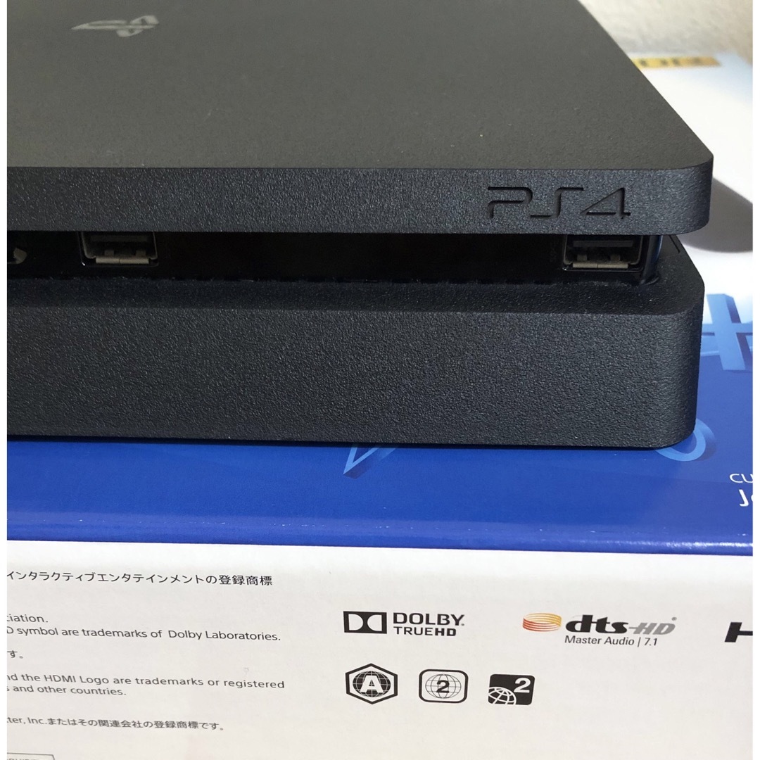 PlayStation4(プレイステーション4)のPlayStation4 モンスターハンターワールド エンタメ/ホビーのゲームソフト/ゲーム機本体(家庭用ゲーム機本体)の商品写真