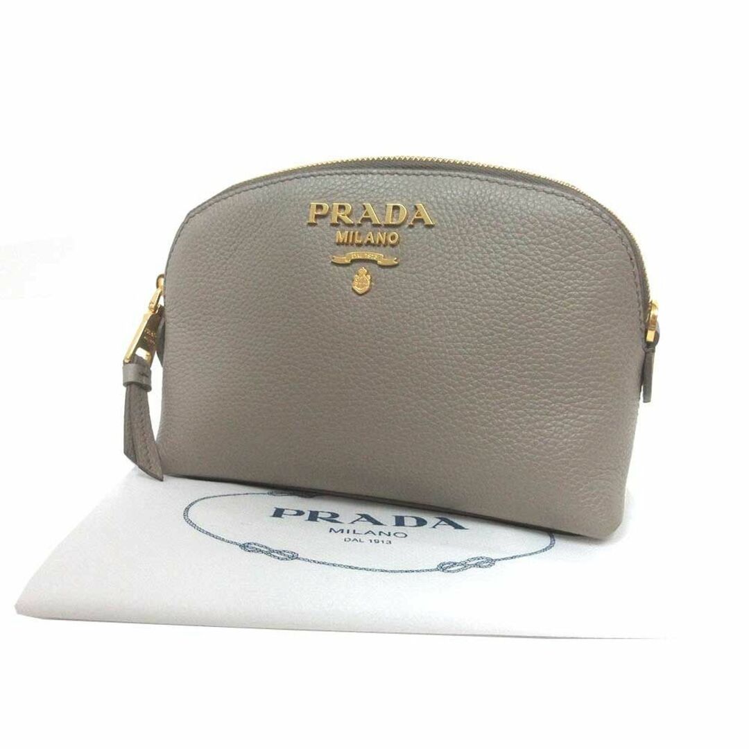 PRADA(プラダ)の【新品】プラダ ポーチ PRADA レザー 金具ロゴ 1ND005 VIT.DAINO / ARGILLA (グレー系) アウトレット レディース レディースのファッション小物(ポーチ)の商品写真