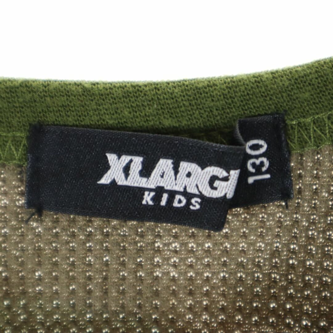 XLARGE(エクストララージ)のエクストララージ カモフラ 長袖 ワッフル地 Tシャツ 130 カーキ系 XLARGE ロンT キッズ 古着 【240219】 キッズ/ベビー/マタニティのキッズ服男の子用(90cm~)(Tシャツ/カットソー)の商品写真