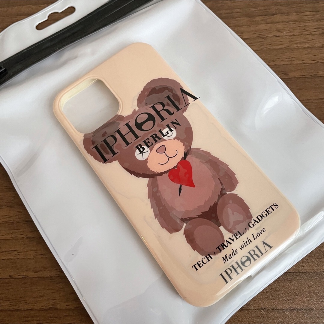 IPHORIA(アイフォリア)のアイフォリア iPhone 12/12 Pro ケース Teddy Bear スマホ/家電/カメラのスマホアクセサリー(iPhoneケース)の商品写真