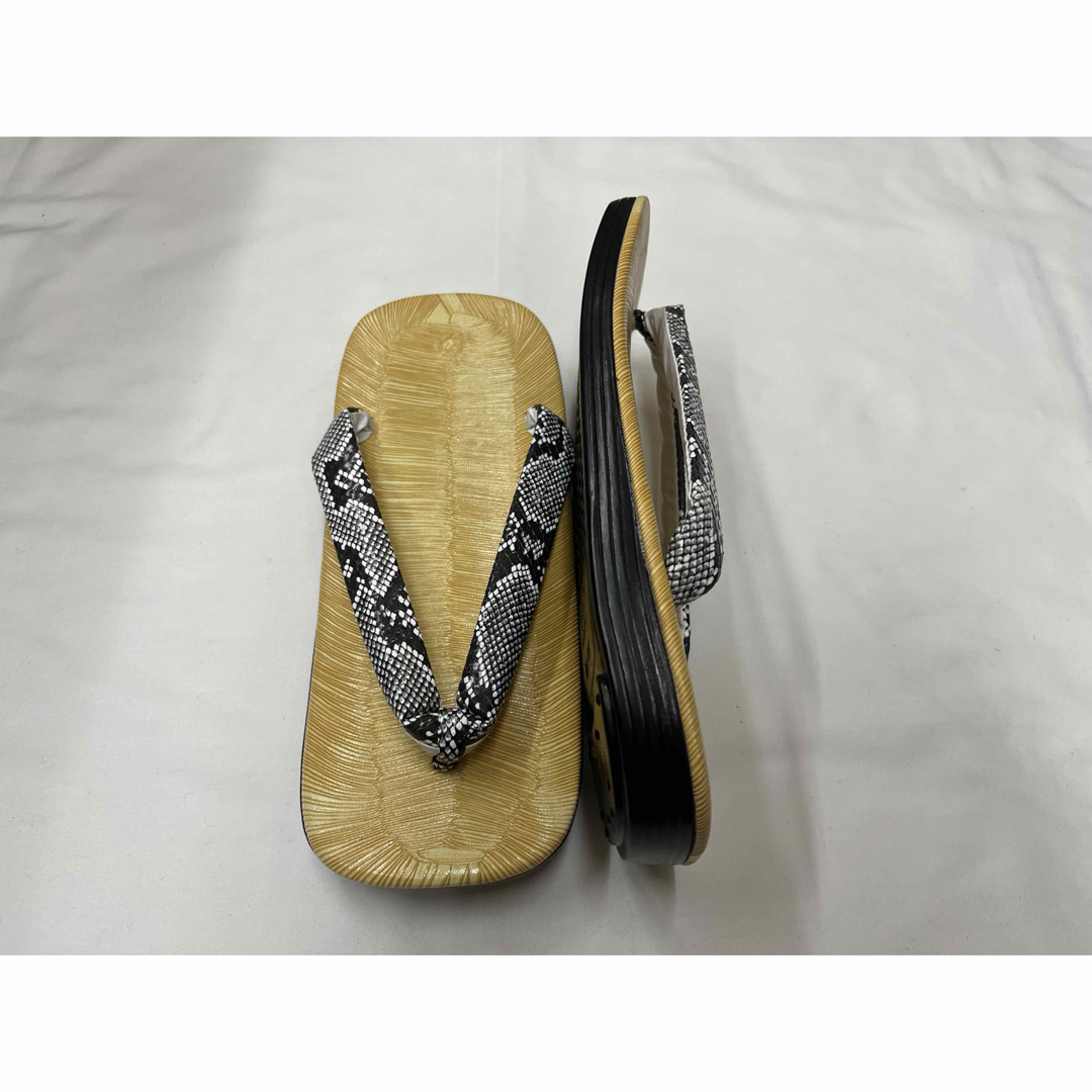 国産雪駄　軽装　草履 メンズの靴/シューズ(下駄/草履)の商品写真