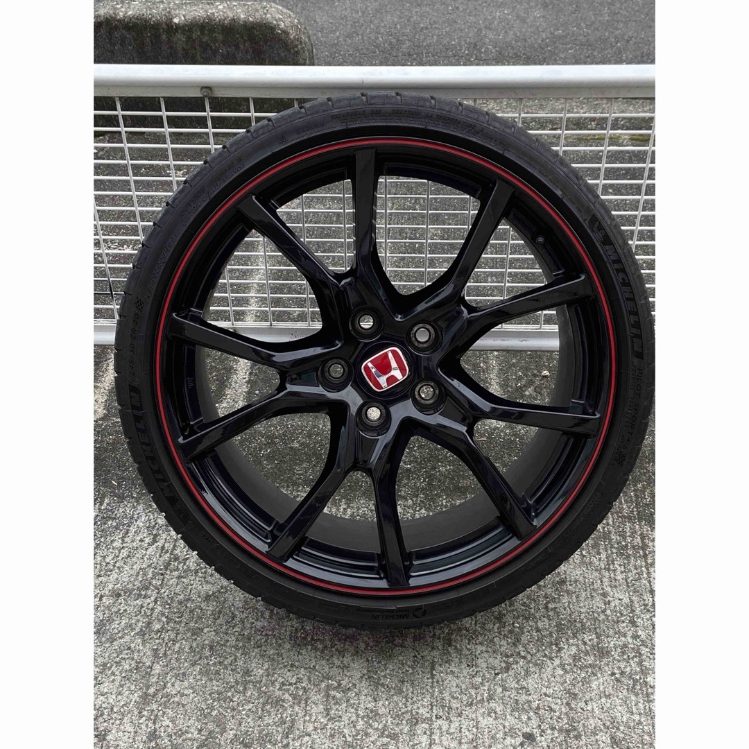 ホンダ(ホンダ)の1.ホンダシビックtypeR FK8 後期型 タイヤ&ホイールセット 1本のみ。 自動車/バイクの自動車(車種別パーツ)の商品写真