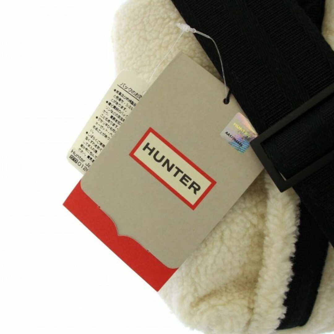 HUNTER(ハンター)のハンター WANDERER SHERPA MINI TOTE 白 黒 レディースのバッグ(トートバッグ)の商品写真
