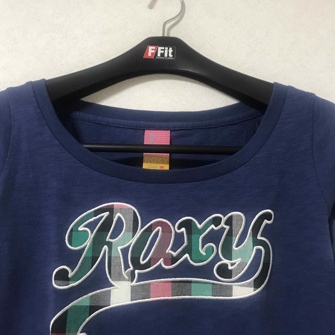 Roxy(ロキシー)の未使用タグ付き　Roxy ロキシー　レディース　Mサイズ レディースのトップス(Tシャツ(長袖/七分))の商品写真