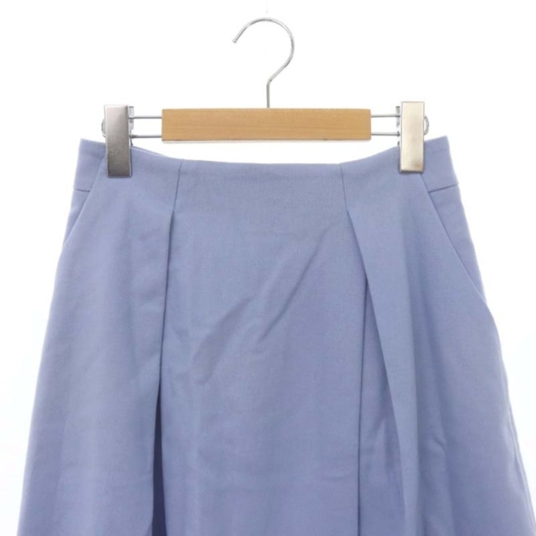 STRAWBERRY-FIELDS(ストロベリーフィールズ)のストロベリーフィールズ 膝丈タックスカート フレア ウール 2 ライトブルー レディースのスカート(ひざ丈スカート)の商品写真