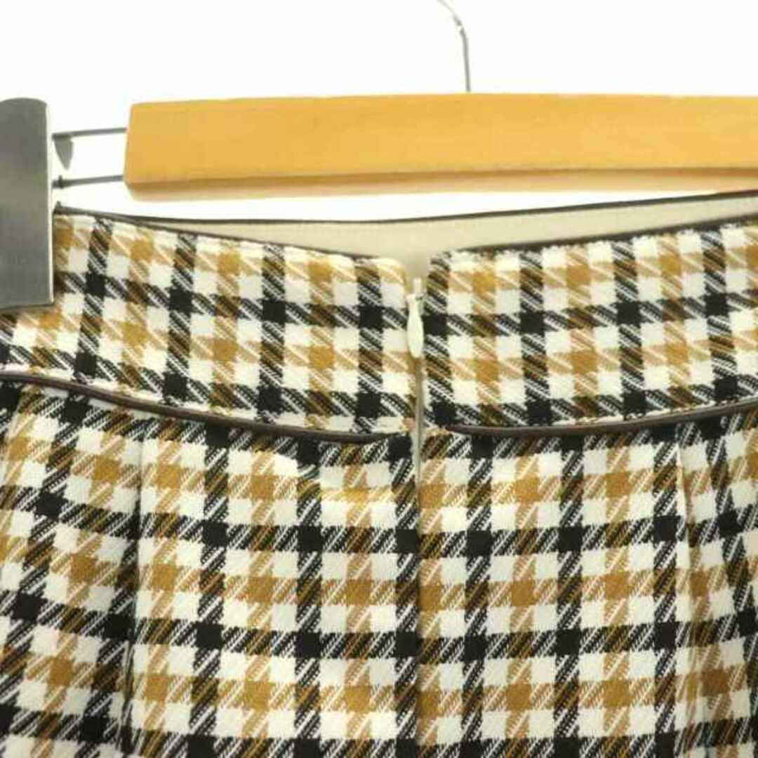 Apuweiser-riche(アプワイザーリッシェ)のアプワイザーリッシェ カラーチェックタイトスカート 膝丈 2 レディースのスカート(ひざ丈スカート)の商品写真