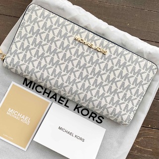 マイケルコース(Michael Kors)の新品未使用 マイケルコース 長財布 ラウンドジップ ホワイト ネイビー(財布)