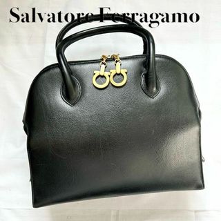 Salvatore Ferragamo - 美品 Salvatore Ferragamo ヴァラ金具 チェーン