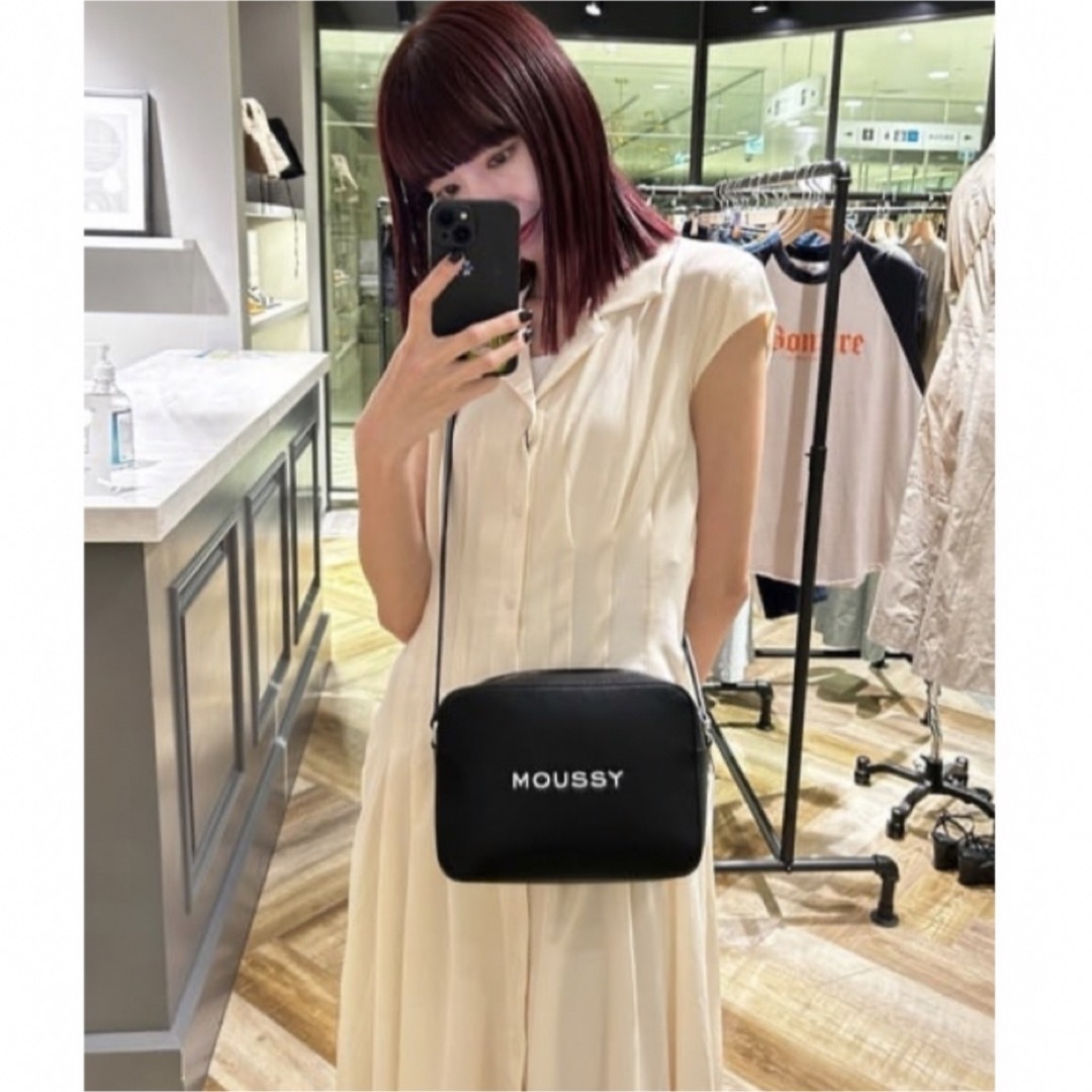 moussy(マウジー)のMOUSSY SOUVENIR SHOULDER バッグ♡新品タグ付き レディースのバッグ(ショルダーバッグ)の商品写真