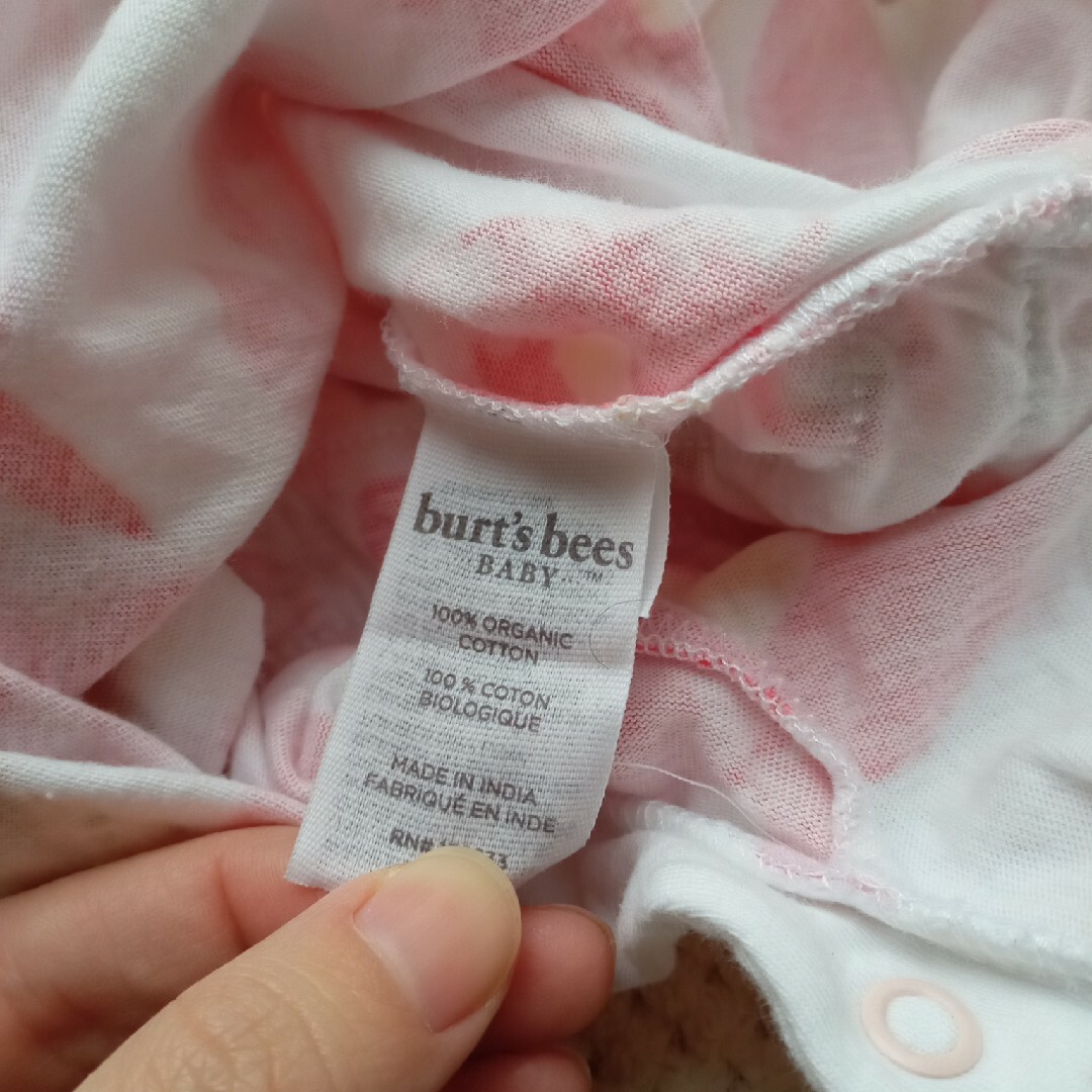 BURT'S BEES(バーツビーズ)のburts bees  女の子 ベビー服 カバーオール 春　 長袖　ピンク キッズ/ベビー/マタニティのベビー服(~85cm)(カバーオール)の商品写真