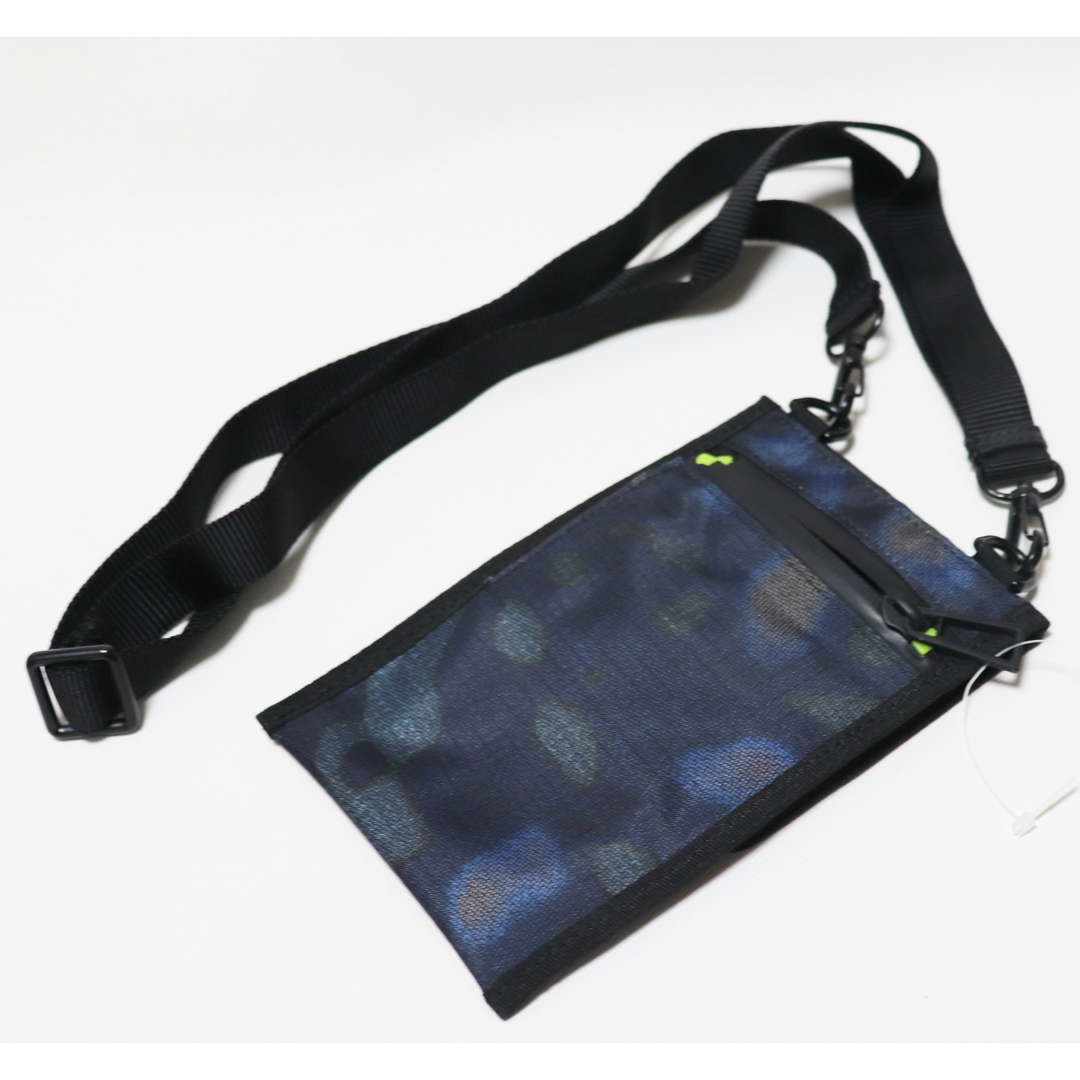 Paul Smith(ポールスミス)の《PSポールスミス》箱付新品 ヒートマップカモ柄 ネックポーチ サコッシュ メンズのバッグ(ショルダーバッグ)の商品写真