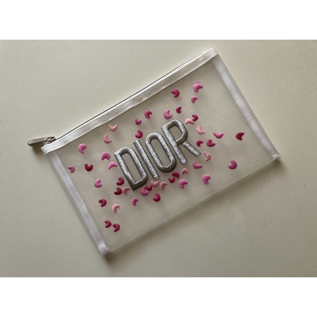 Dior(ディオール)の【Dior】ノベルティメッシュポーチ ピンク 【新品未使用】 レディースのファッション小物(ポーチ)の商品写真