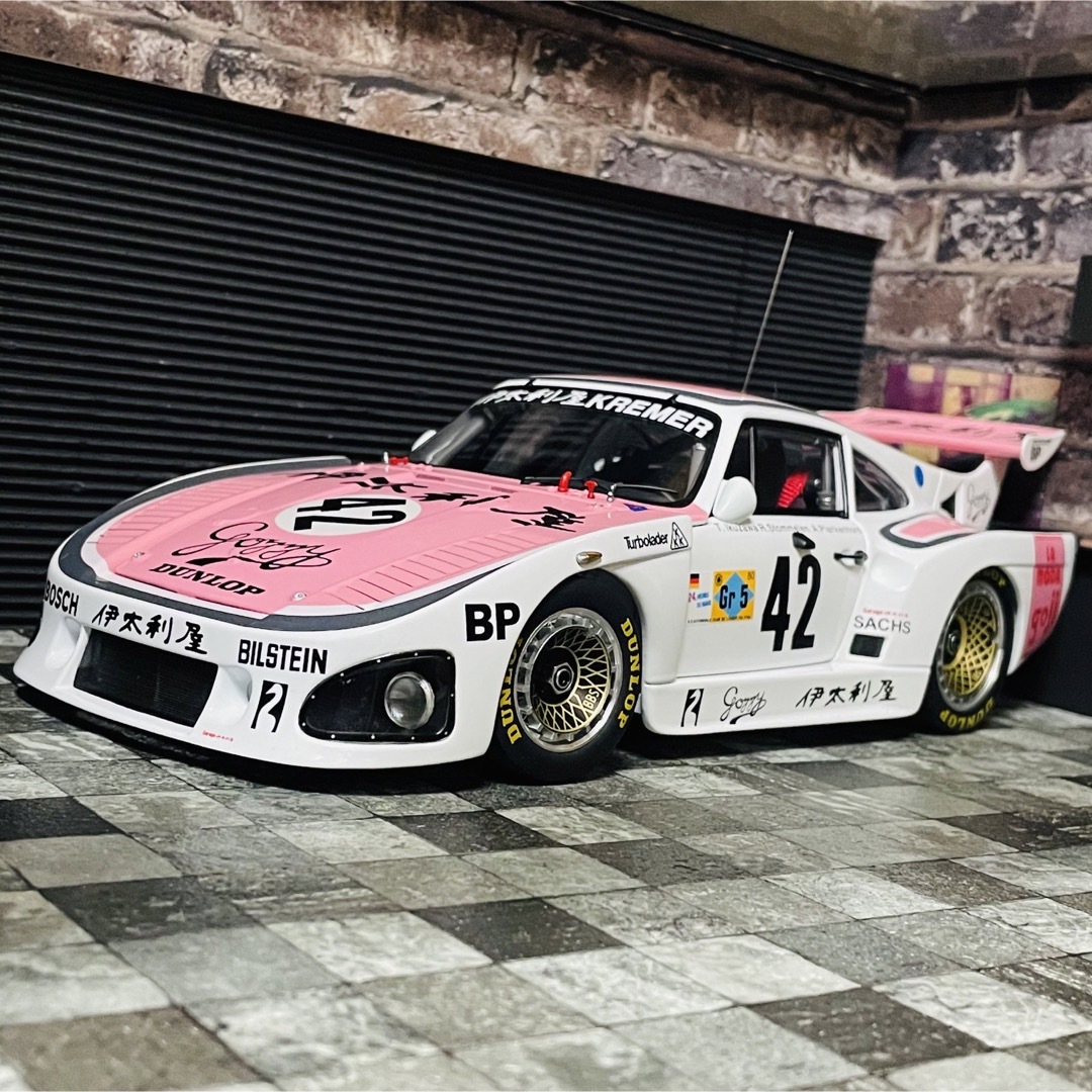 Porsche(ポルシェ)のカスタム品 1/18 TSM ポルシェ 935 K3 伊太利屋 生沢徹 1980 エンタメ/ホビーのおもちゃ/ぬいぐるみ(ミニカー)の商品写真