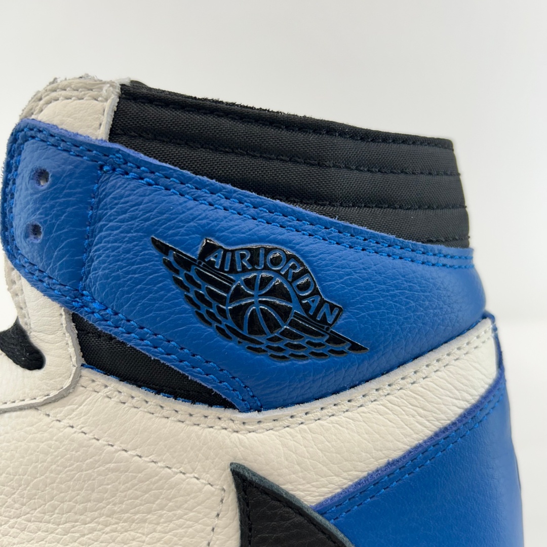 NIKE(ナイキ)の【Travis Scott × Fragment × Nike Air Jordan 1 Retro High OG SP Military Blue 27.5cm 正規品】 メンズの靴/シューズ(スニーカー)の商品写真